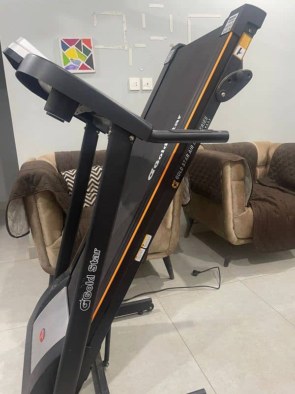 A perfect Treadmill to use or purchase! Fantastic one 3