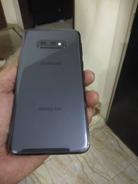 Samsung  S 10 e original from USA for Sale 3