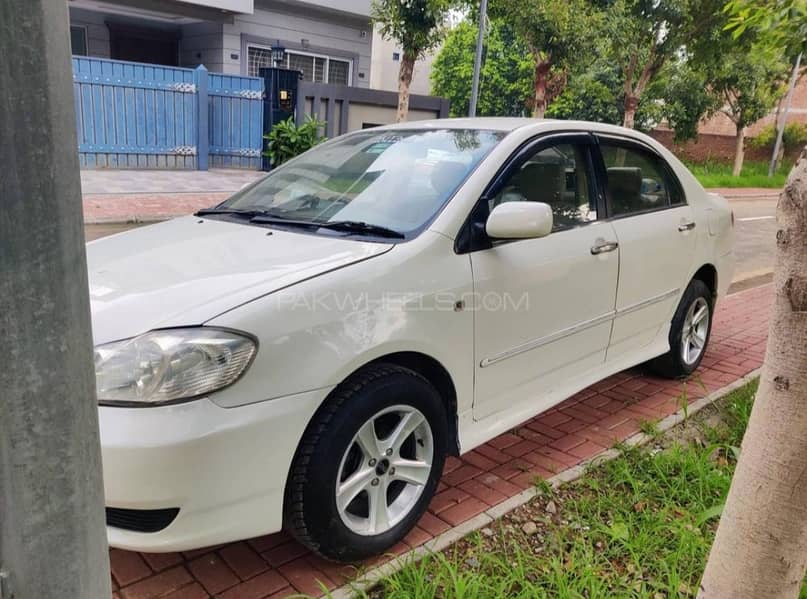 Toyota Corolla S. E. Saloon  2003 1