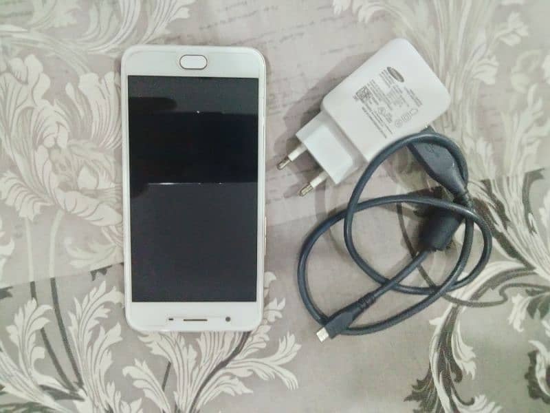 oppo f1s 6/128 0