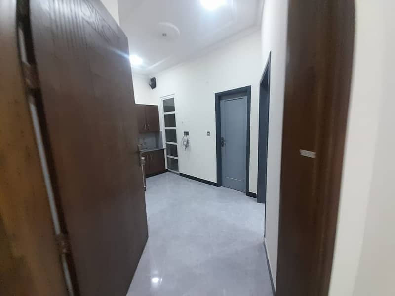 Ideal 5 Marla Double House Available In Kainat Society 16