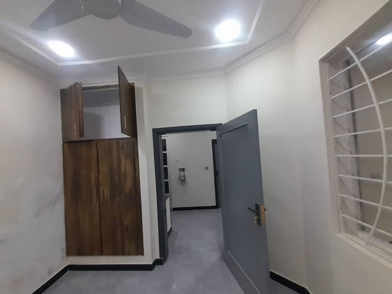 Ideal 5 Marla Double House Available In Kainat Society 17