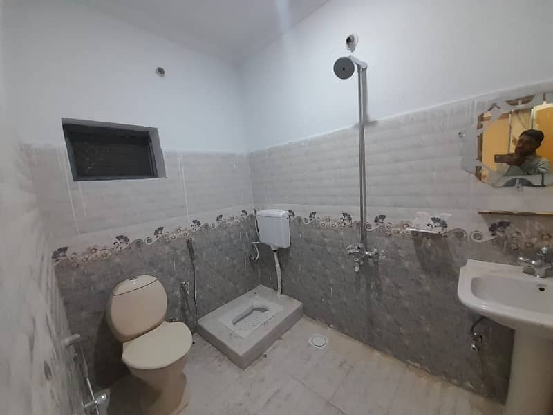 Double Storey 5 Marla House Available For Sale In Lalazar2 25