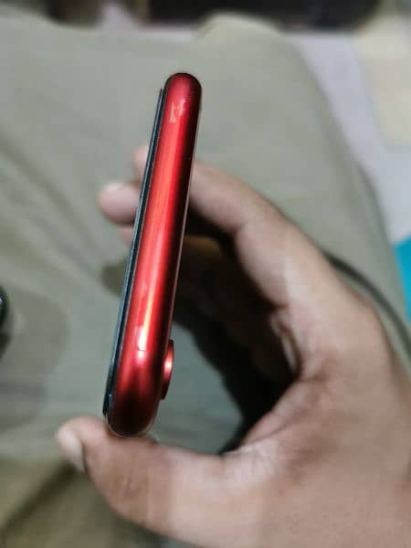 iPhone Xr 64gb Jv Red Colour 3