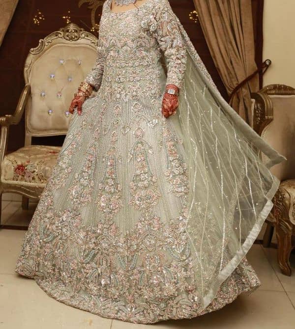 beautiful bridal dresses 0