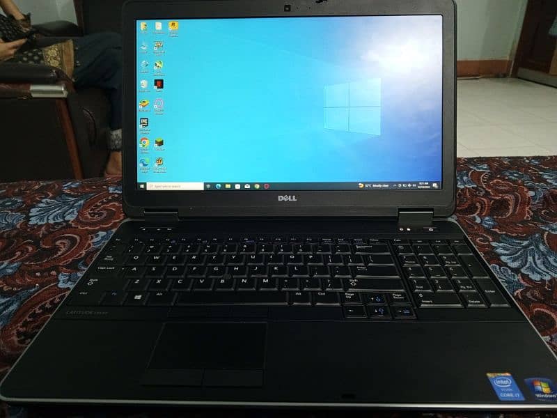 Dell Latitude E6540 laptop Core i7 4gen 8gb ram 2gb GPU 1