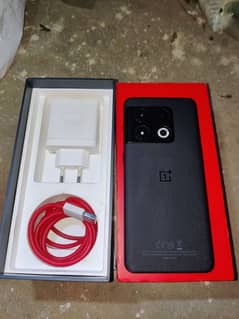 One plus 10 pro 5G Full box with original charge