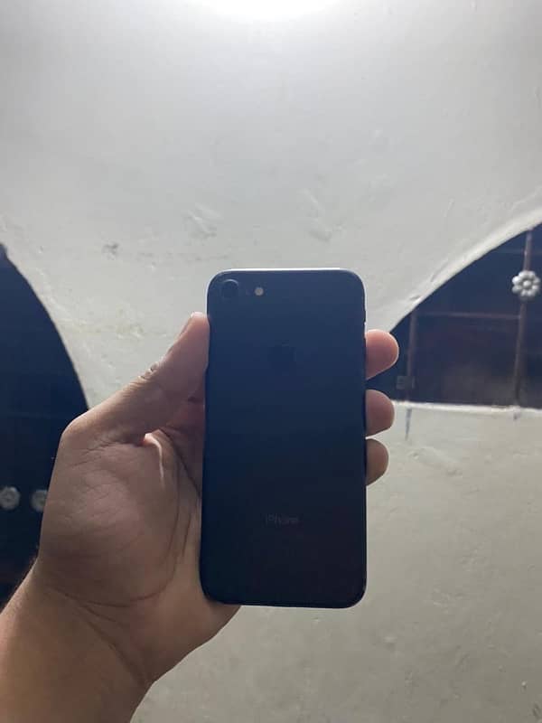 iPhone 7 pta approved 32 gb condition 10/9 6