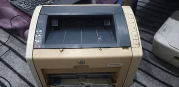 Hp laser jet 1022 printer 0