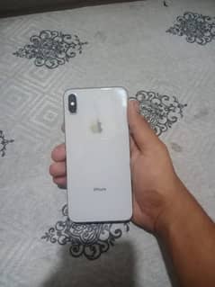 iPhone xsmax factory unlocked 83 health 64 gb