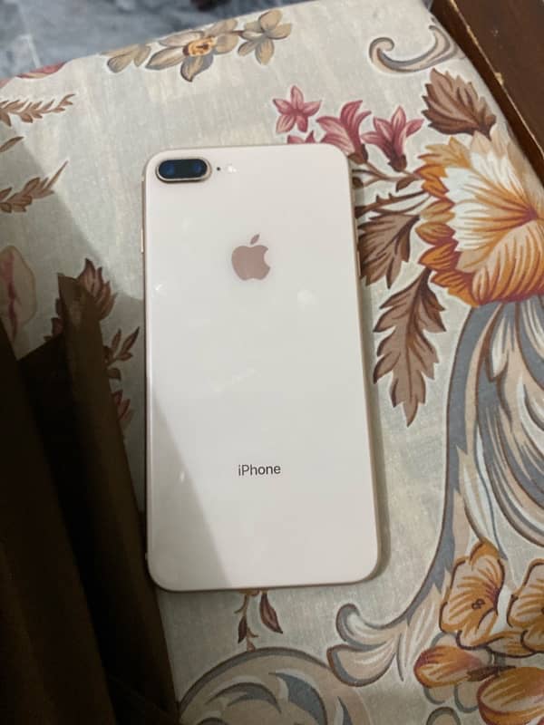 iphone 8+ non pta 4