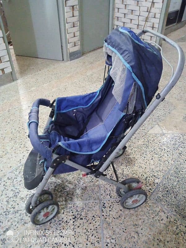 walker. pram baby seat. 1