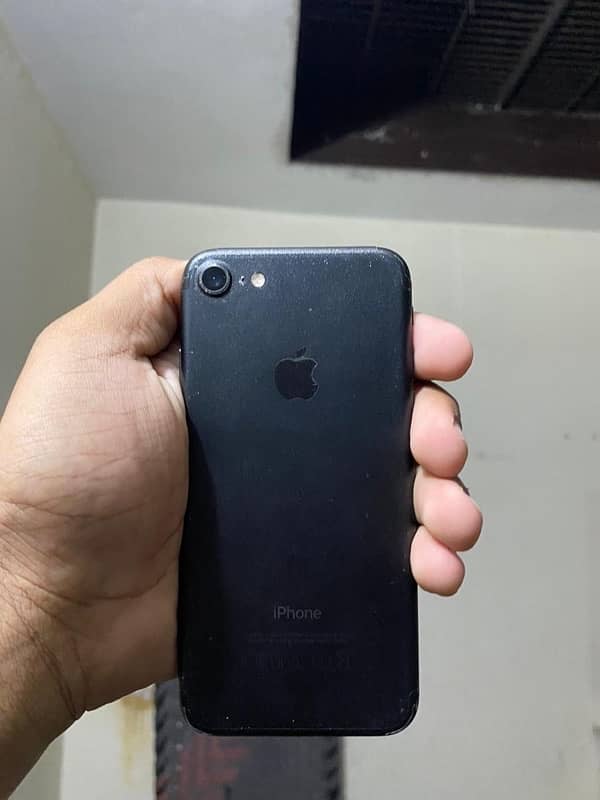 iPhone 7 pta approved condition 10/9 2