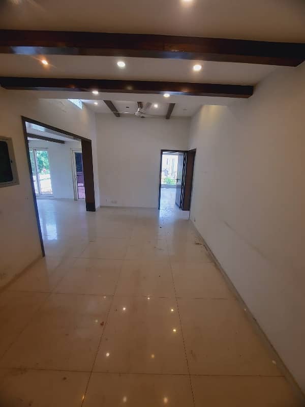 2Knaal upper portion Sprat gate 2bed available for rent in dha phase 3 1