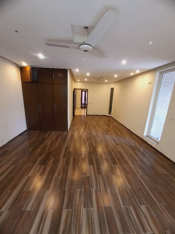 2Knaal upper portion Sprat gate 2bed available for rent in dha phase 3 6