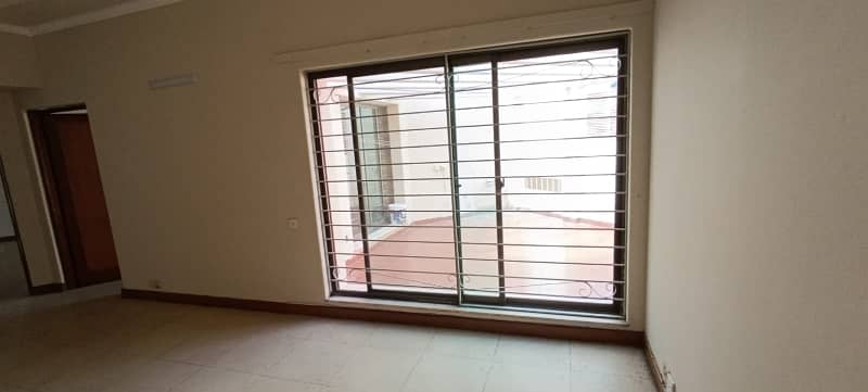 knaal 2bed upper portion for rent in dha phase 4 4