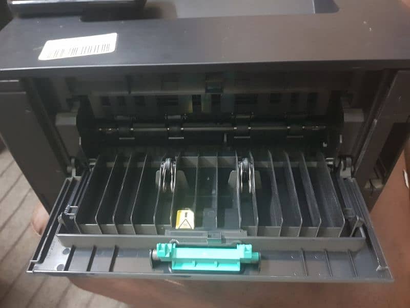 Hp laserjet Pro 400 m401dn 7