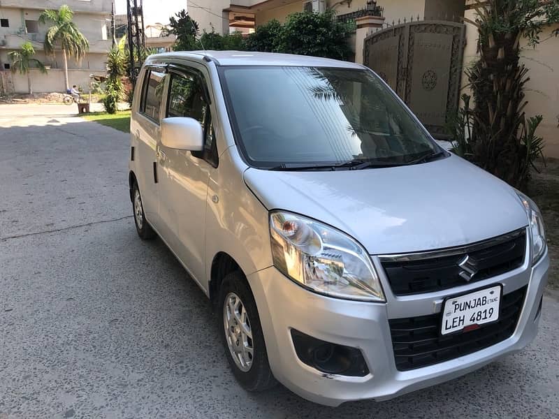 Suzuki Wagon R 2018 11