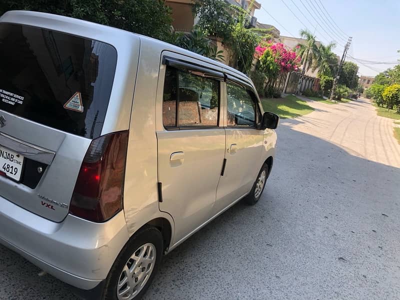 Suzuki Wagon R 2018 12