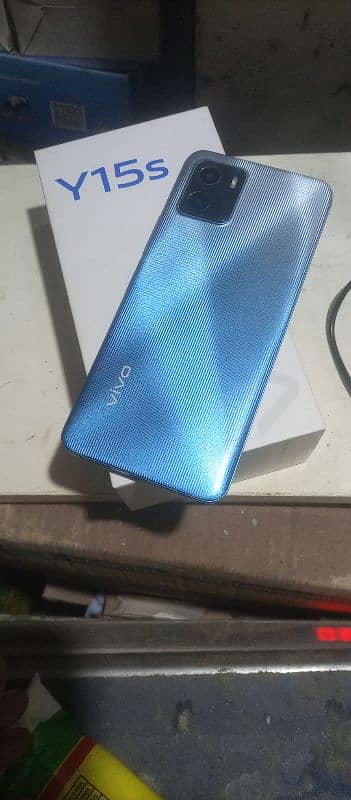 Vivo y15 S 3GB Ram 32 GB hard with orignal box and charger 0