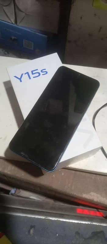 Vivo y15 S 3GB Ram 32 GB hard with orignal box and charger 1