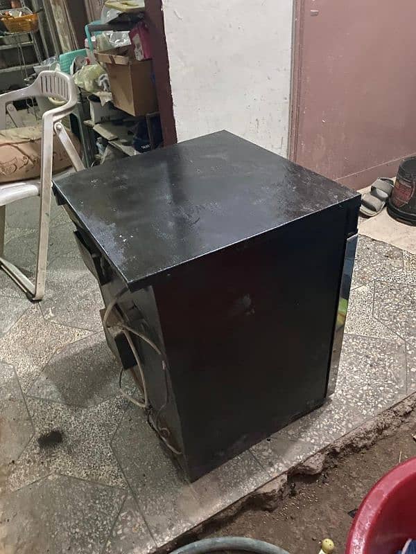 mint condition oven for sale hai oven working condition mein hai 2