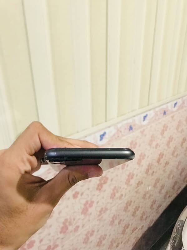 iphone 11 64 gb jv 4