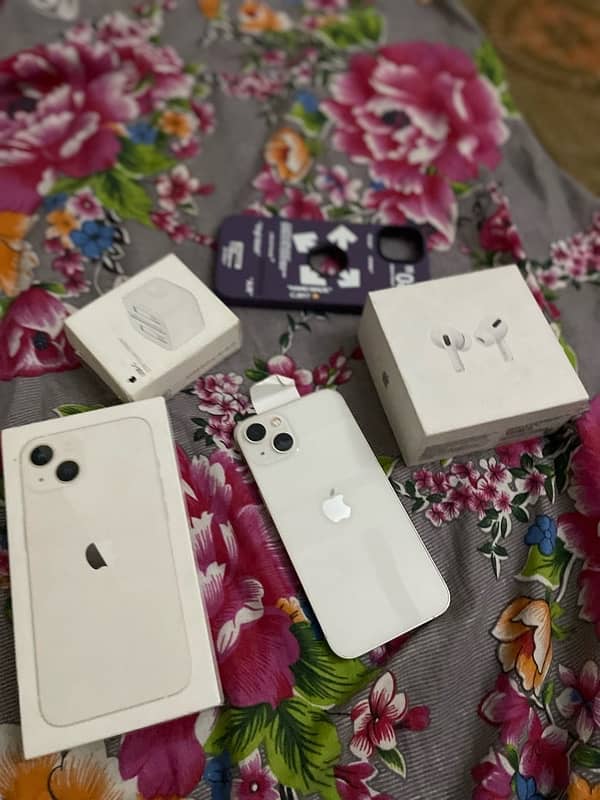 Iphone 13 128gb Non PTA Sim Working with Box 0