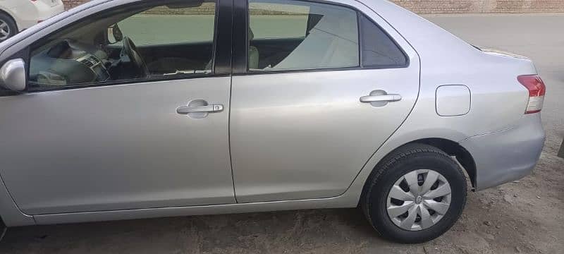 Toyota Belta 2006 10