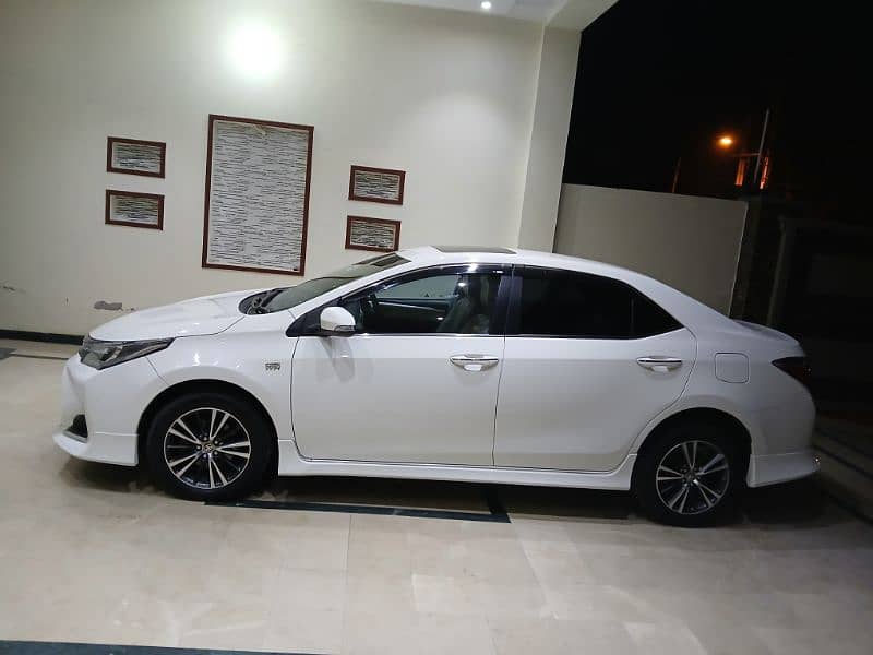 Toyota Altis Grande 2021 4