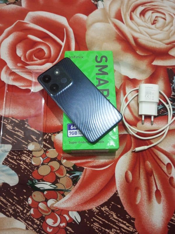 infinix smart 7 new phone 8month waranti available 4+3/64 0