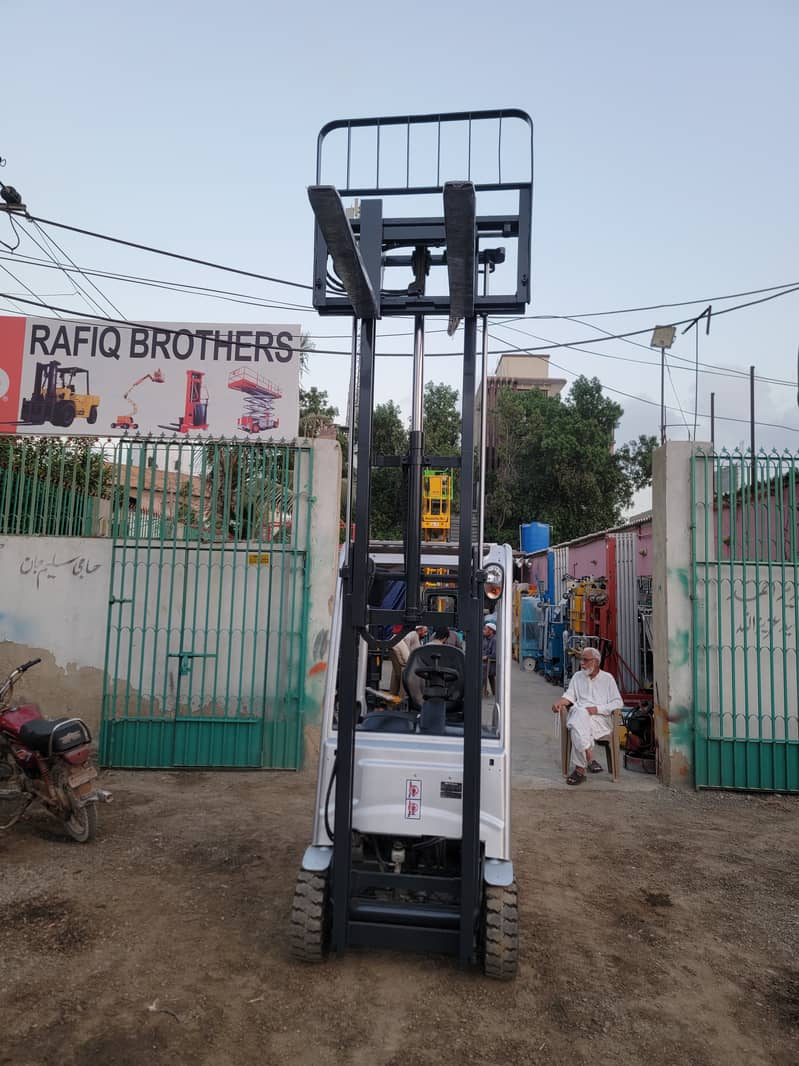 STILL 1.6 Ton Battery Operated Electric Forklift Lifter for Sale in KH 19