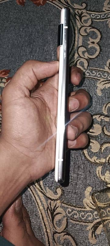 Google pixel 6Pro (punched) aproved 2