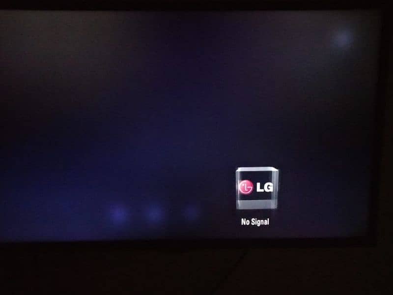 LG LCD tv 42inches 0