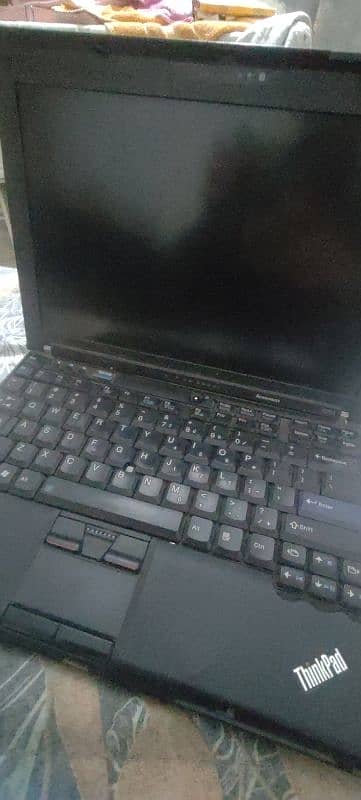 Lenovo Thinkpad laptop 4gb ram 80gb storage 1