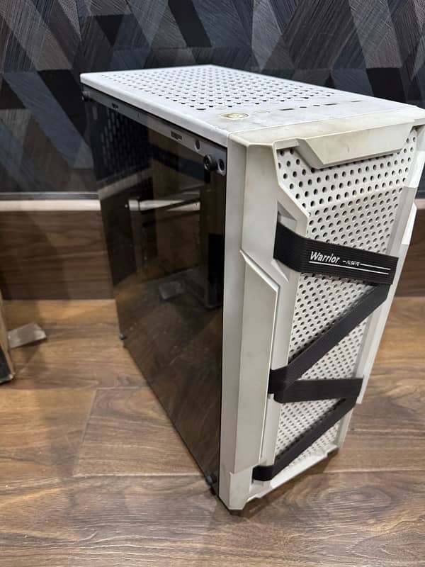 Gaming PC Casing 4