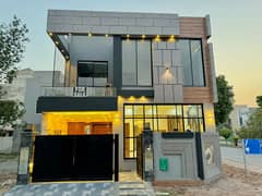 Five Marla Non-Furnished Brand New Corner House For Sale In Bahria Town, Lahore. 0