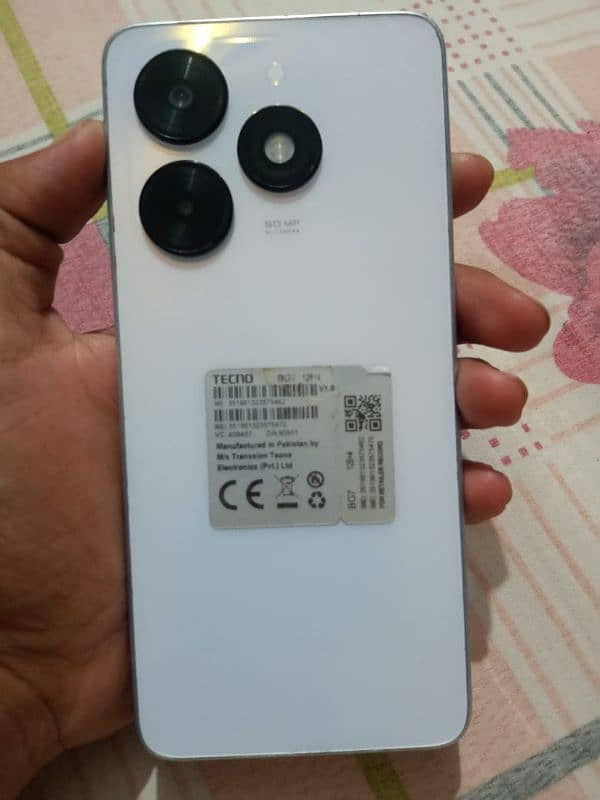 Tecno spark20c 4+4/128 gb 10 month wrienty ma ha set box charger Sath 1