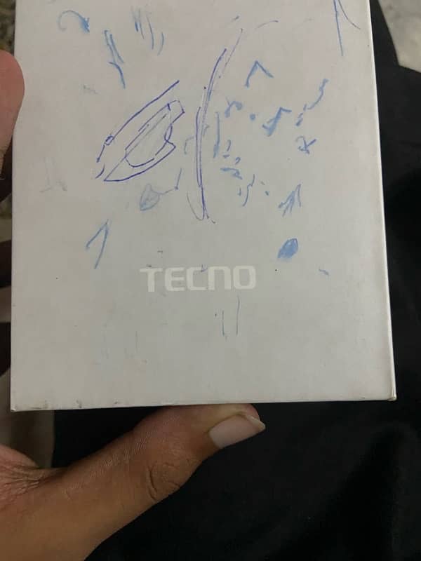 tecno spark 10c like a new condition A1 condition hai 10 by 10 haii 6