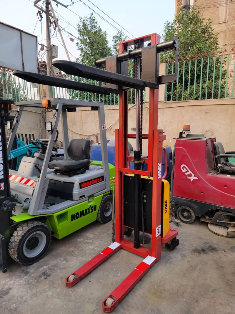 1.5 Ton Semi Electric Pallet Stacker Lifter Forklift for Sale in KHI 9