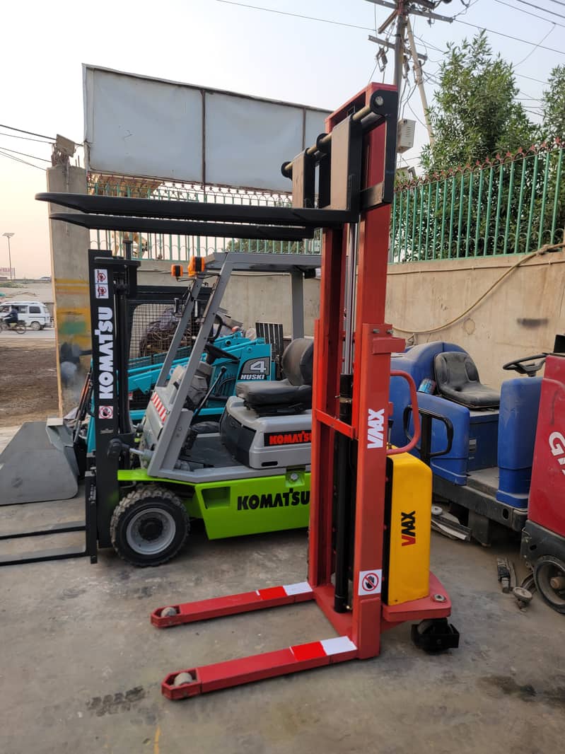 1.5 Ton Semi Electric Pallet Stacker Lifter Forklift for Sale in KHI 10