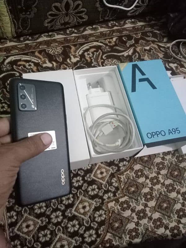 oppo A95 ,8/128 complete saman original charger 10/10 3