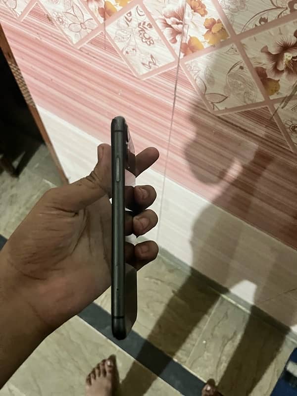 iPhone 11jv 256 gb exchange possible 9