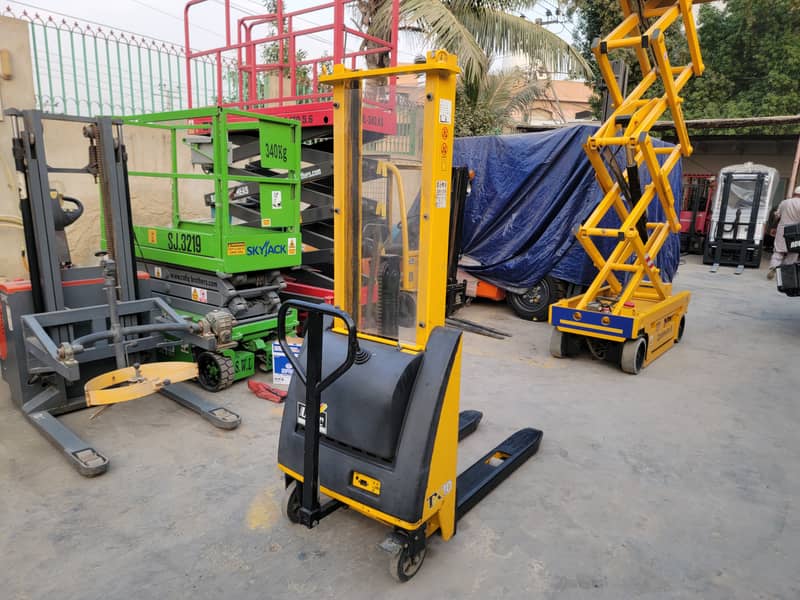 PRAMAC 1 Ton Semi Electric Pallet Stacker Lifter forklift for Sale 2