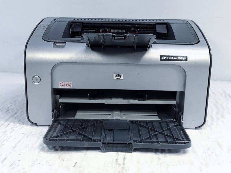 HP LASER JET 1006 0