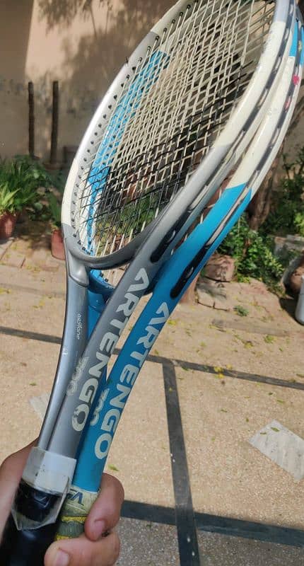 Artengo or Wilson brands rackets 3