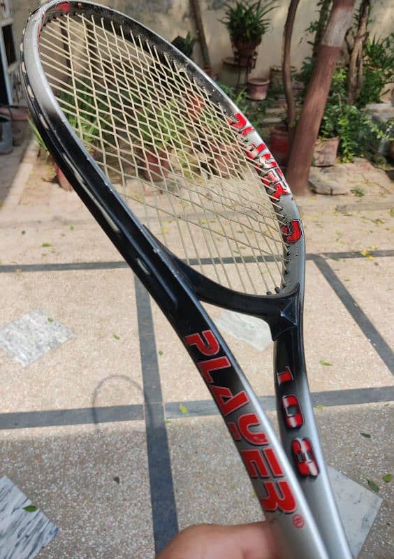 Artengo or Wilson brands rackets 7