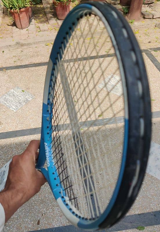 Artengo or Wilson brands rackets 10