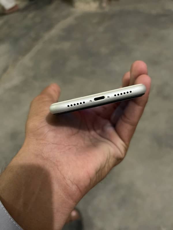 iPhone 11 non pta 1