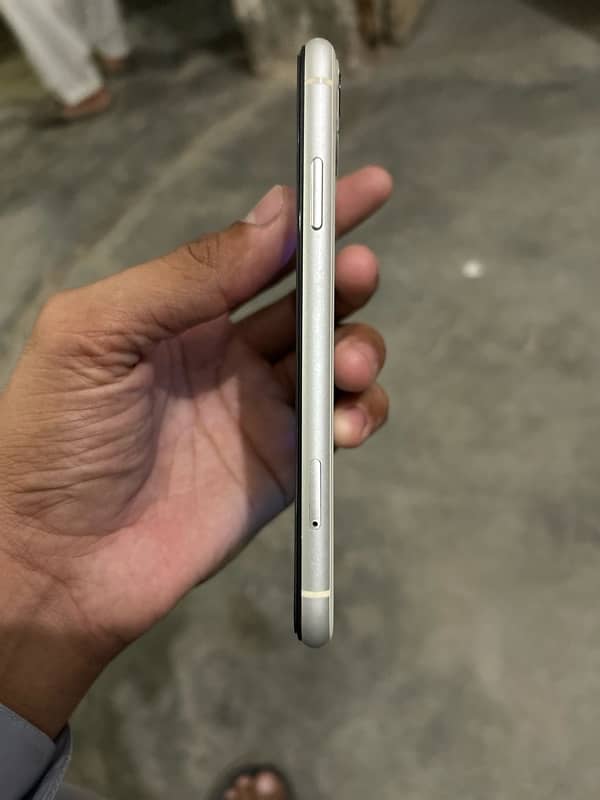 iPhone 11 non pta 2